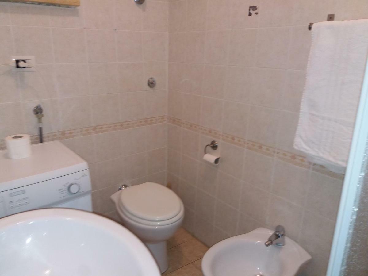 Casa Vacanze Torre Di Mola Formia Exterior foto